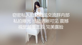 猥琐头套男老公大战高挑御姐范老婆，卧室中席地而做，后入操逼多个姿势性爱大战