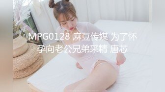 重操旧业足疗洗浴会所撩妹重金利诱两个洗脚妹到酒店开房偷拍