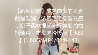 乱伦大神 会喷水的亲姐姐 出租房里让姐姐插着跳蛋打扫卫生 掐着脖子日她还喊着爸爸操我！