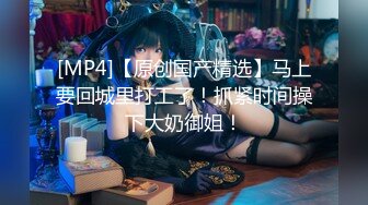 撩起白衣妹子衣服舔奶翘起屁股口交侧入大力猛操