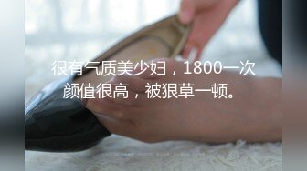 去女友公寓过夜被要求无套抽插 最后外射