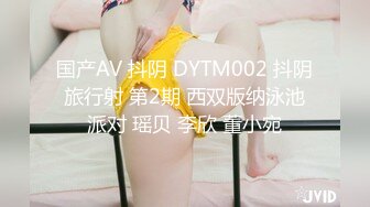 18岁女孩：啊啊··爸爸·· 不要 。  逼好紧，约出来带回小屋子，潇洒二人世界，大中午不知道会不会有人偷瞄？