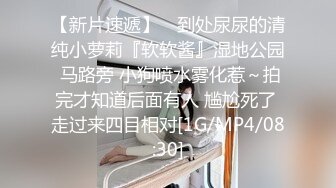 STP32154 顏值不錯的大奶尤物露臉在床上發騷，讓好姐妹在旁邊揉奶玩逼，撅著大屁股被道具抽插，浪叫呻吟不止精彩刺激