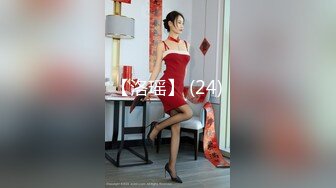 [MP4]新来的爆乳女神全程露脸，情趣装白丝诱惑好极品，揉着骚奶子自慰骚穴特写展示，淫声荡语互动狼友看了秒硬